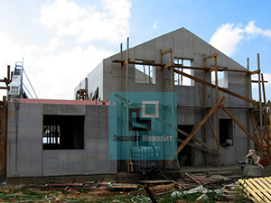 monolitniy dom na uchastke igs